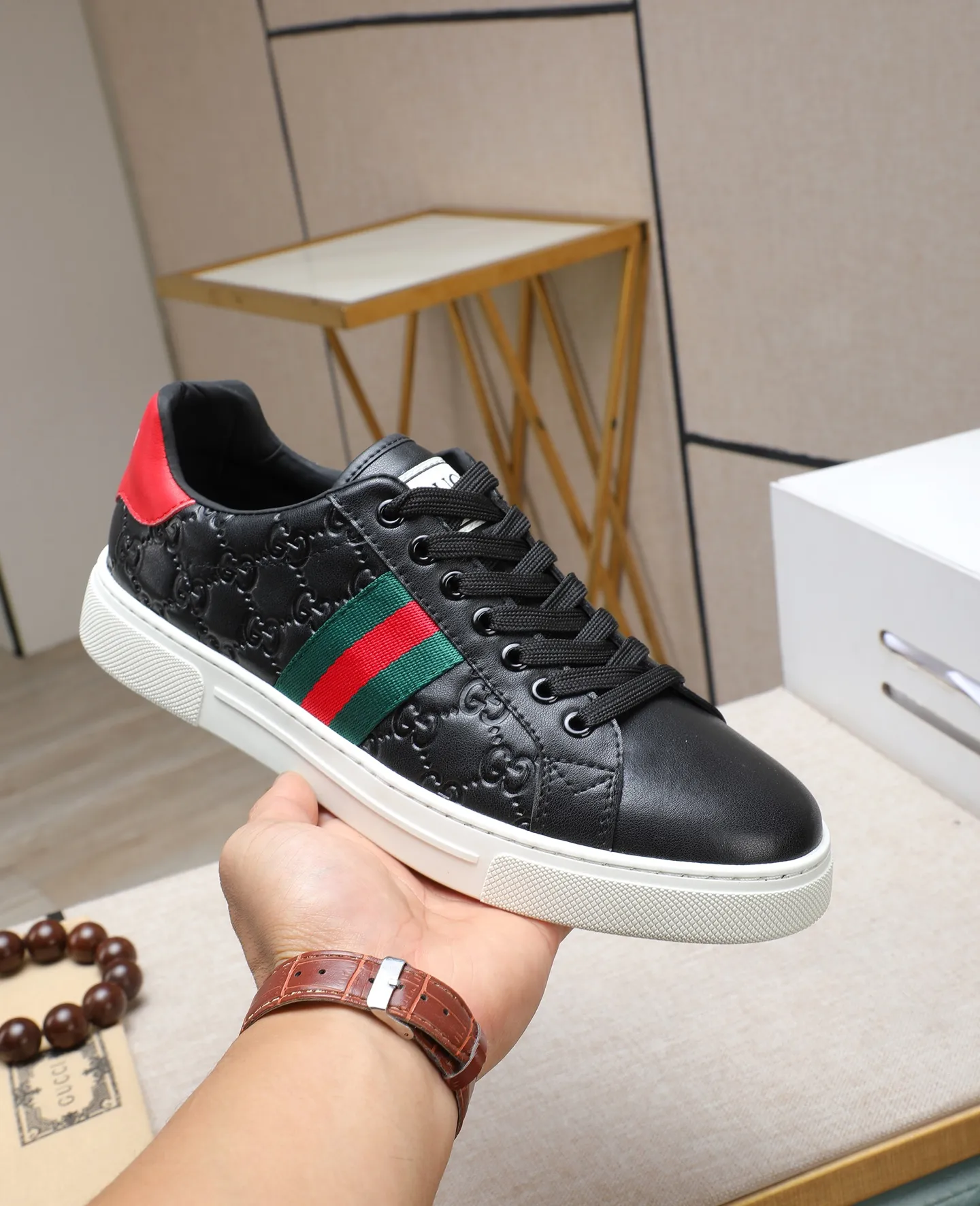 Men's men's shoes 💰440 GUCCI🔍🔍The latest model is on sale at the same time at the counter. Original calfskin imported from Italy, genuine leather lining, (high-end, noble, and classy) with exquisite workmanship. Sole: Original sole provided by the original factory, ⚠Exclusive double-layer movable molded sole super comfortable⚠, real shot 🎬The real thing is better🔍🔍"High quality·Follow the order" Code number 38-44